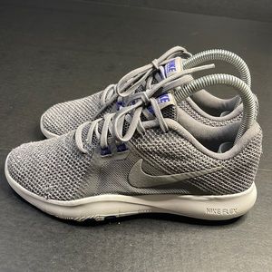 WOMEN’S NIKE FLEX TRAINER SNEAKER